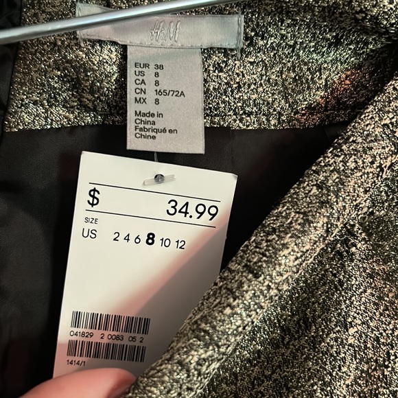 H&M Gold Skirt - Picture 2 of 3